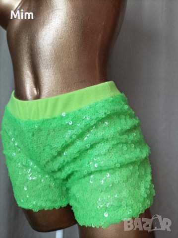 М Неоново зелени къси панталонки с пайети , снимка 2 - Къси панталони и бермуди - 37224899