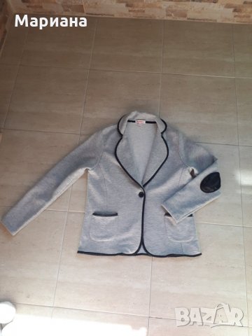 Спортно елегантно сако, снимка 1 - Детски якета и елеци - 24412659