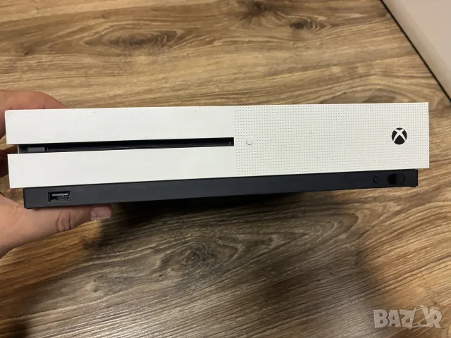 Xbox One S White 500GB + игри, снимка 10 - Xbox конзоли - 56299955