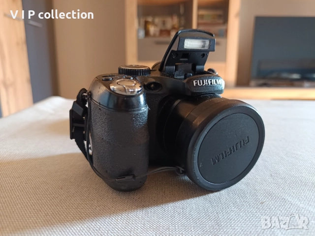 FUJIFILM FinePix S1800, снимка 2 - Фотоапарати - 52071854
