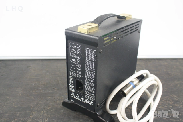 Зарядно устройство за инвалидна количка Invacare 24V 8A, снимка 7 - Инвалидни колички - 53203495