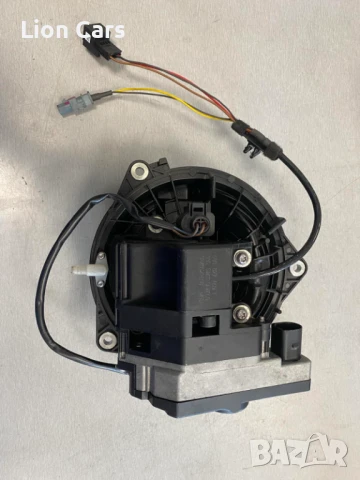 камера заден ход голф7, снимка 4 - Части - 50481818