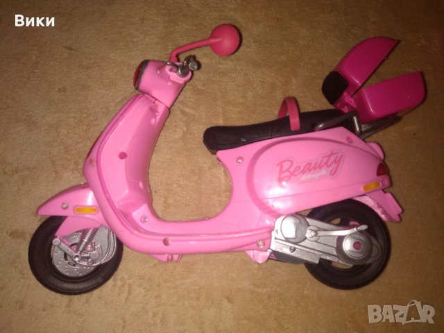  Ретро 2008 Barbie Pink Vespa Scooter Bike, снимка 1