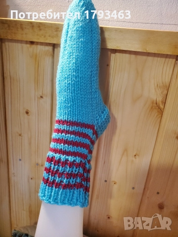 Ръчно плетени дамски  чорапи, размер 38, снимка 5 - Дамски чорапи - 49236528