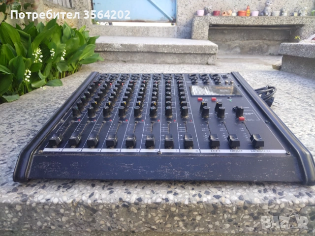 Пулт-Samick(SM-820P), снимка 4 - Ресийвъри, усилватели, смесителни пултове - 54320599