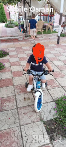 Детско колело с безкамерни гуми и помощни колела , снимка 3 - Велосипеди - 50394015