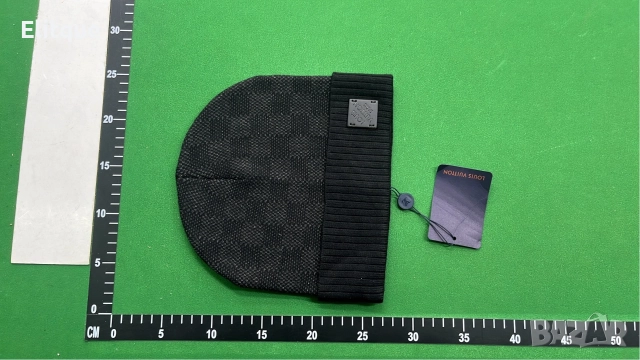 зимни шапки louis vuitton 