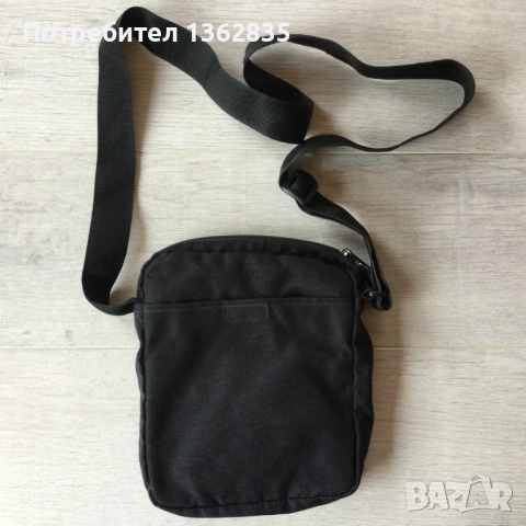 оригинална мъжка черна маркова чанта за през рамо EASTPAK от САЩ, снимка 5 - Чанти - 54039411