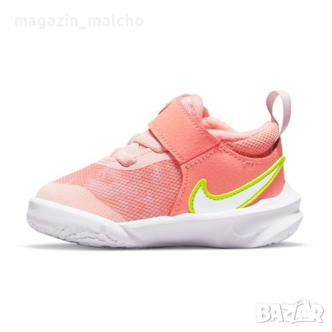 ДЕТСКИ МАРАТОНКИ - NIKE Team Hustle; размери: 26 и 27, снимка 6 - Детски маратонки - 40431534