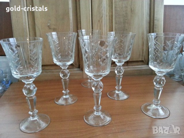 Кристални чаши за вино 