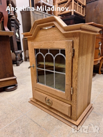 Винтидж витринка за стена , снимка 3 - Секции и витрини - 53966714