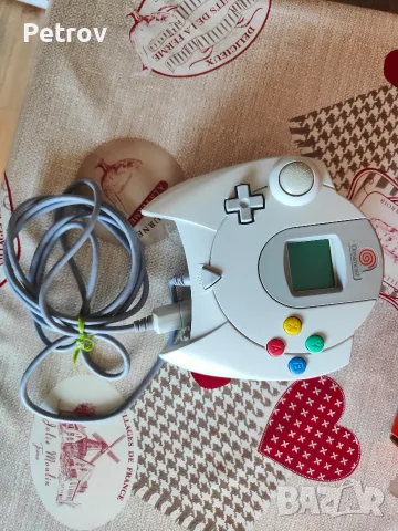SEGA Dreamcast като нова с 22 игри, снимка 10 - Други игри и конзоли - 55853457
