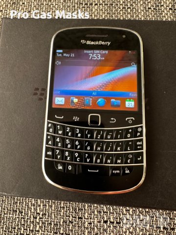 Blackberry 9900 Touch screen само за 65 лв с кутия и зарядно за батерия.