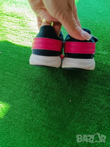 маратонки Adidas 29 номер , снимка 2 - Детски маратонки - 54252463