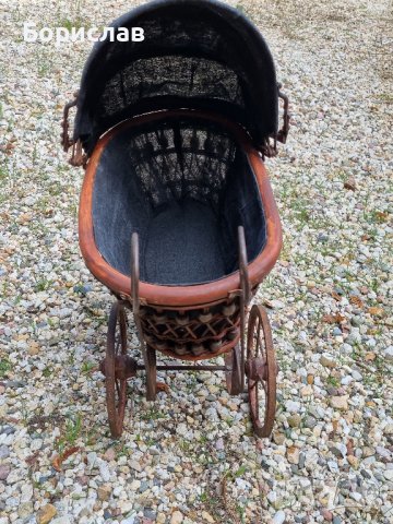Детска количка, снимка 2 - Антикварни и старинни предмети - 40227647
