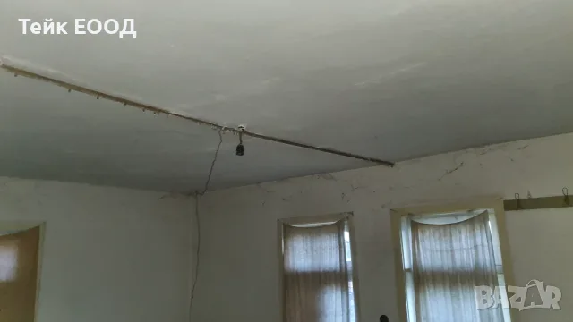 Къща с двор и двуетажна постройка в с. Ивановци, Видин, снимка 7 - Къщи - 56327612