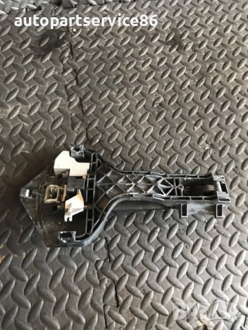 Външна дръжка предна лява врата за Mercedes W906 Sprinter (2006-2011) A9067600934, снимка 2 - Части - 54080953