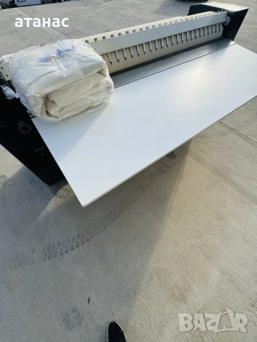 Гладачна машина Каландър MIELE/МИЕЛЕ 250см. Колани. ТОП!, снимка 6 - Ютии - 54363622