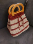 Нова плетена чанта с дървени дръжки