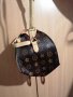 Дамска малка чантичка реплика Louis Vuitton, снимка 1 - Чанти - 38638409