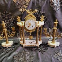 Френски каминен часовник и два свещника , снимка 1 - Стенни часовници - 40011844