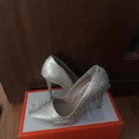 Елегантни токчета , снимка 1 - Дамски обувки на ток - 38875776
