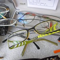 Очила, снимка 14 - Слънчеви и диоптрични очила - 37418079