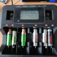 Зарядно за NiCd, NiMh акумулаторни батерии, снимка 11 - Друга електроника - 39061221