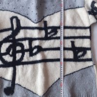 Пуловер с ноти в Блузи с дълъг ръкав и пуловери в гр. Габрово - ID40590613  — Bazar.bg
