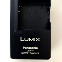 Оригинални зарядно устройство Panasonic Lumix DE-A40 и батерия PANASONIC Lumix DMW-BCE10E, снимка 3 - Батерии, зарядни - 44480747