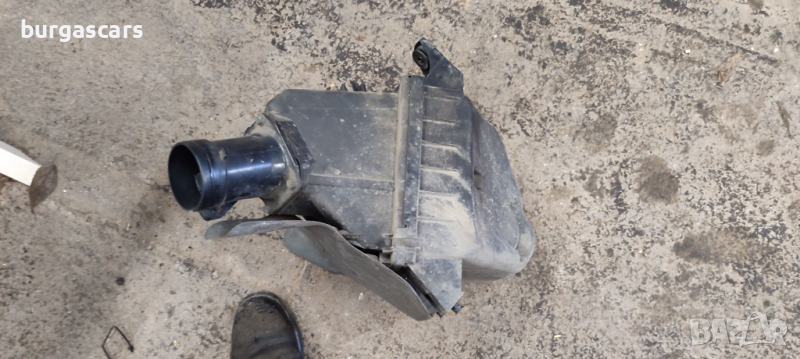 Кутия въздушен филтър 058 133 837 VW Passat 1.8-125к.с. ADR - 60лв, снимка 1