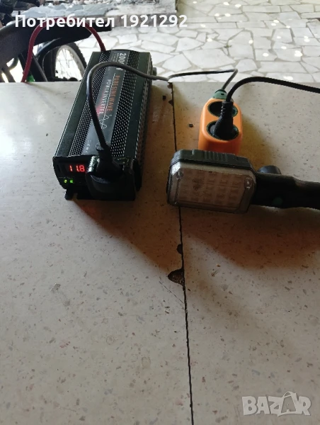 инвертор за ток 12/220, снимка 1