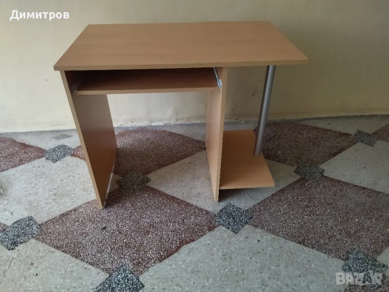 Бюро, снимка 1