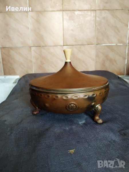 стара бронзова купича с капак, снимка 1