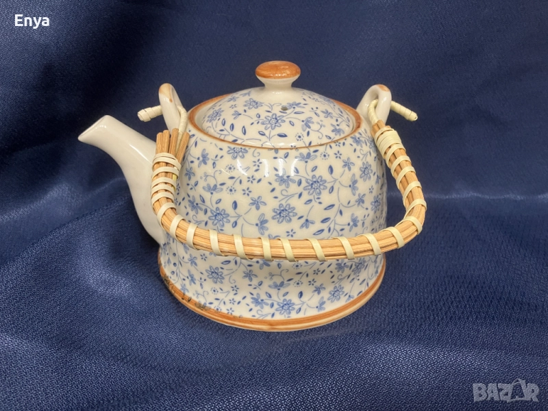 Керамичен чайник със стоманена цедка (инфузер) , снимка 1