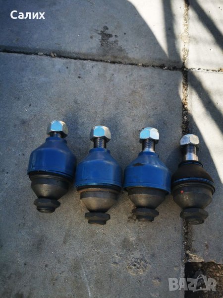 Шарнир 4 бр за Ивеко 3508 3510 3512 4910 4912, снимка 1