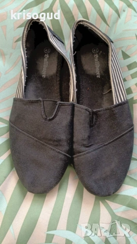 Два чифта унисекс еспадрили, 42 номер, 27 см. стелка, снимка 3 - Мокасини - 54127283