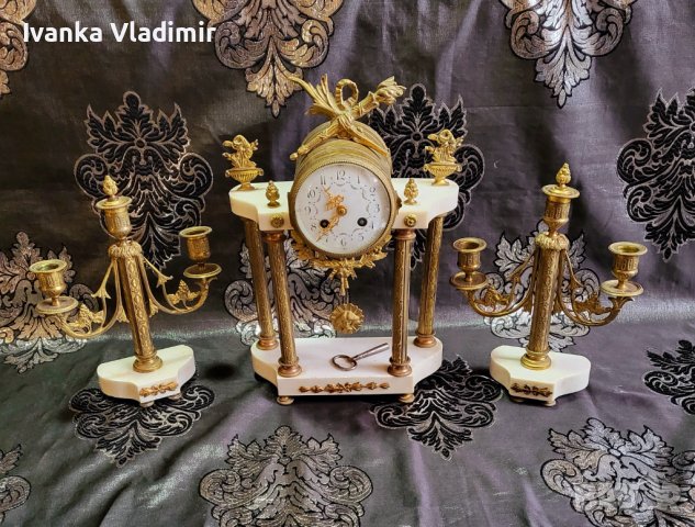 Френски каминен часовник и два свещника 
