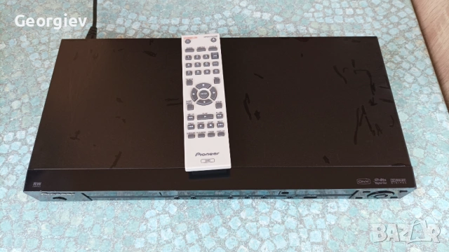 Pioneer DVD плейър, снимка 4 - Плейъри, домашно кино, прожектори - 53200997