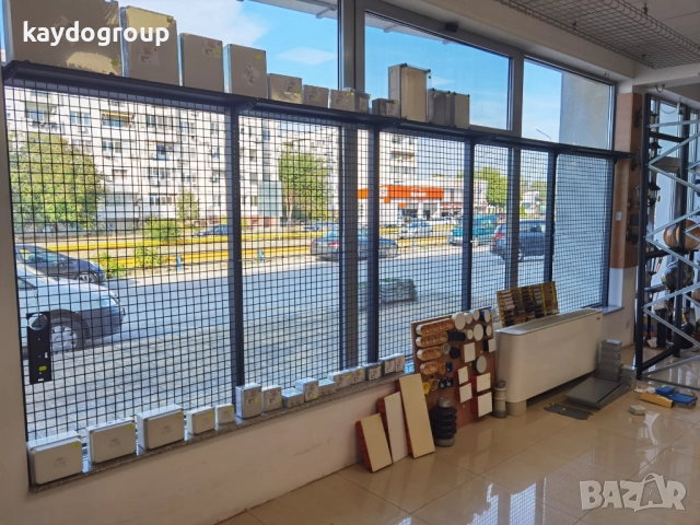 Налични Метални Стелажи С Телен / Мрежа / Решетка / Скара Гръб, снимка 8 - Стелажи и щандове - 52036960