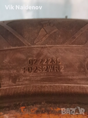 Зимни гуми почти нови, снимка 2 - Гуми и джанти - 52539206