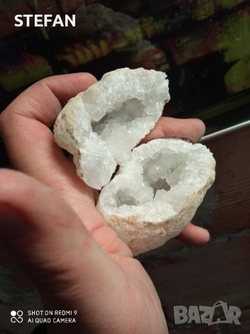 Минерали кристали аметист ахат геод и д-р по 25лв, снимка 4 - Други ценни предмети - 38583240