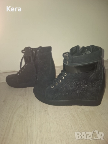 Боти с вътрешна платформа, снимка 4 - Дамски боти - 52935365