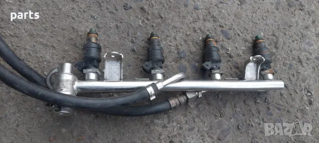 Горивна Рейка и Дюзи 1.8 - 2.0 Бензин Ауди А4 Б6 N:3777
- VW - 058133681, снимка 3 - Части - 48724086