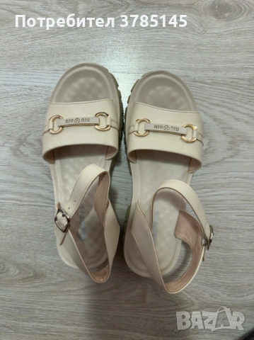 Дамски сандали