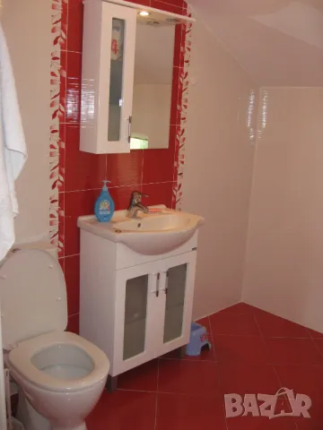 Дава дългосрочно под наем 3 етажна къща, снимка 10 - Къщи - 48660225