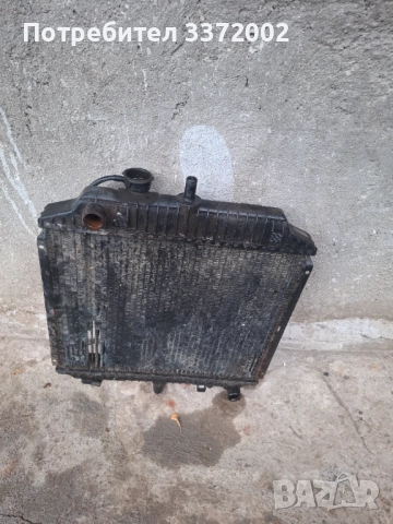 Радиатор за мерцедес Мв100