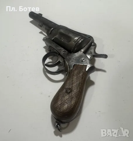 Стар револевер Гасер, снимка 7 - Антикварни и старинни предмети - 55997016