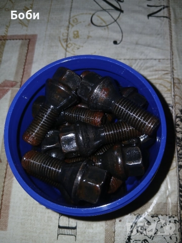 Болтове за джанти 12мм vw grup oem оргинални , снимка 17 - Аксесоари и консумативи - 52402400