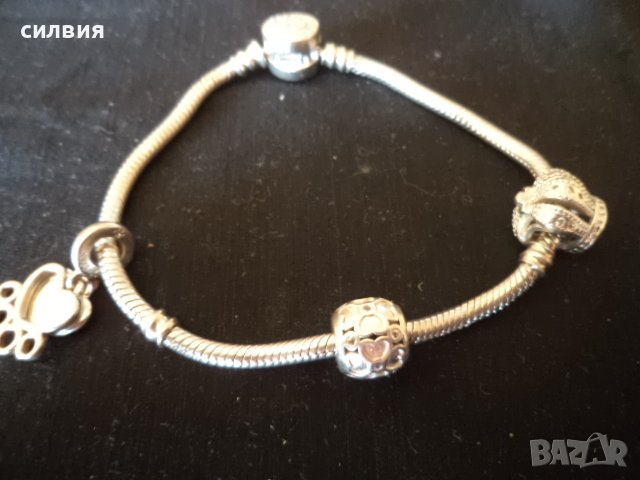 сребърна гривна Пандора